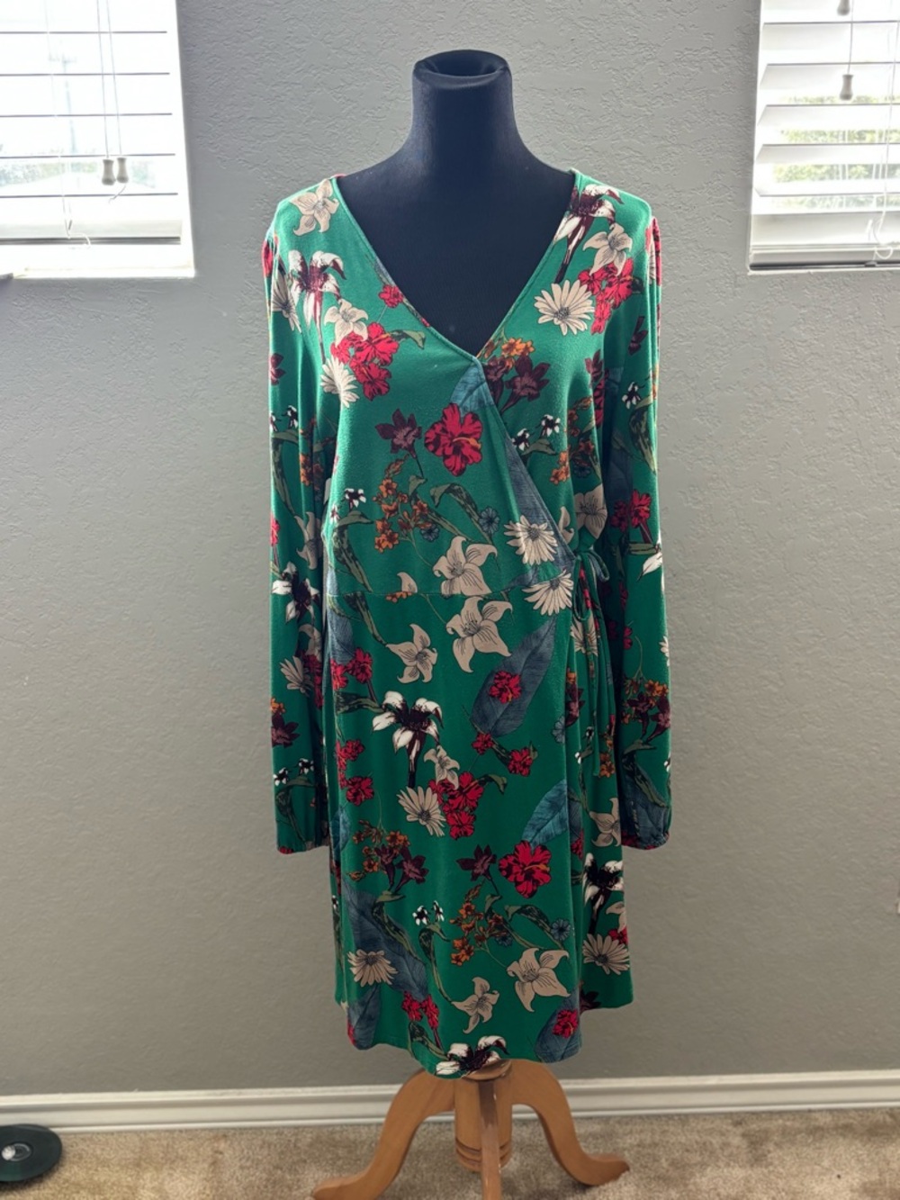 Carolina Belle Green Floral Wrap-Style Long Sleeve Dress